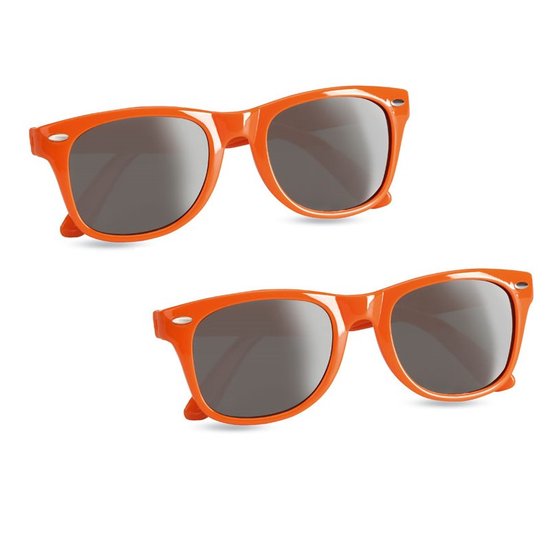 2x stuks hippe zonnebrillen met oranje montuur - UV400 bescherming - Koningsdag - EK/WK verkleed accessoires van Feestoutlet