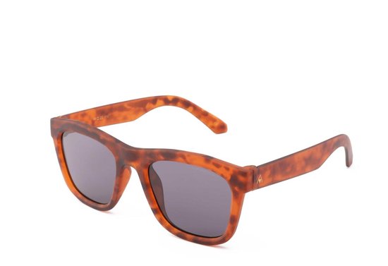 Apeirom Manhattan Zonnebril - TRA-90 Ultra Light Whine Demi Rubber Finish Frame - UV400 - Polycarbonaat Smoke Anti Scratch Lens - Anti Reflect Coating Achterzijde Lens. van Apeirom