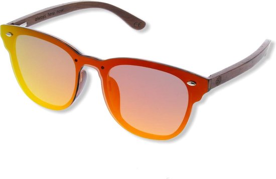 BEINGBAR Eyewear "Model 18" Sustainable Wooden Sunglasses van BEINGBAR