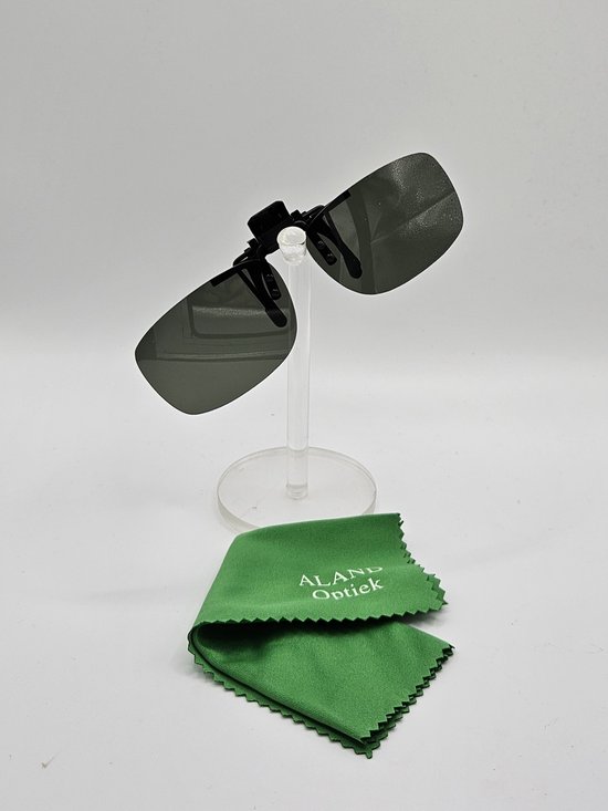 Clip on zonnebril UV400 cat. 3, aluminium voorhanger, brilclip, voorzetbril, gepolariseerde groene brilclip / unisex zonnebril / Clip aan / Aland optiek van Aland Optiek