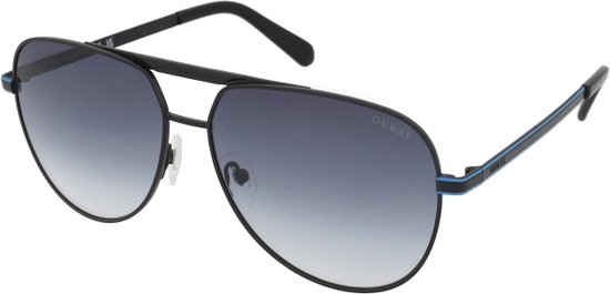 Guess GU00027 02W Glasdiameter: 61 van Merkloos