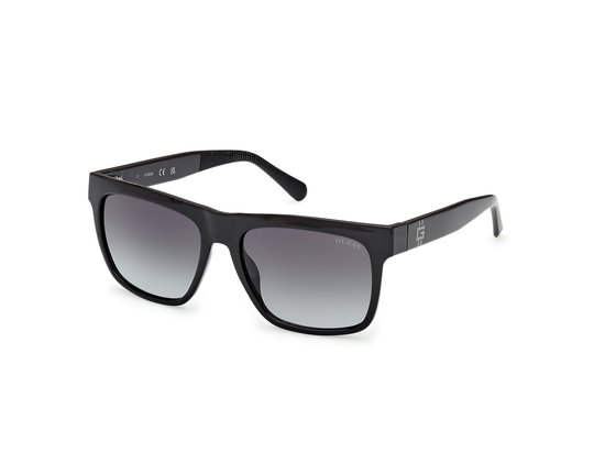 Guess Gu00222 Zonnebril Zwart Gradient Smoke/CAT3 Man van Merkloos