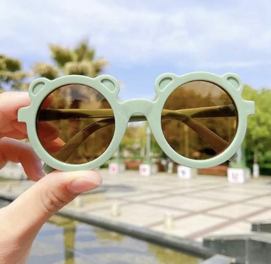 KINDERZONNEBRIL - VANAF 2 JAAR - UV400 BESCHERMING - ZONNEBRIL - KINDER ZONNEBRIL - VINTAGE - HIP - KINDER ZONNEBRIL - UV400 - KINDERZONNEBRIL MET OORTJES - GROEN van Kinder