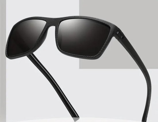 K&R Zonnebril - Volwassenen - unisex - Zwart - Volledig omrand - Polariserend van Merkloos