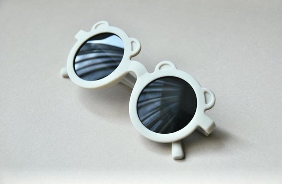 Oh Little Deer Kinderzonnebril Bear - Milk / Wit - Uniseks - Zonnebril voor kinderen van Merkloos