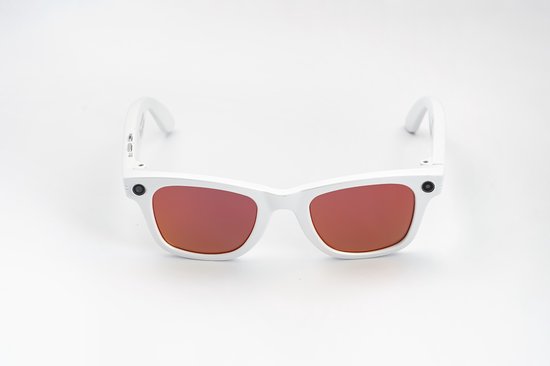 REBØNE® Camera Bril - AI Bril met Camera - Slimme Bril 8MP 1080p Full HD - Smart Glasses en Zonnebril met Bluetooth, Muziek en Bellen - 3 Sets Verwisselbare Glazen - Nederlandse App - Zwart met Oranje Glazen