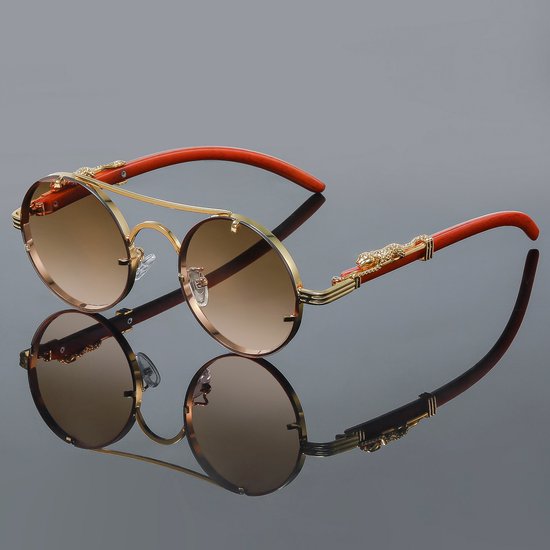 Retro unisex modebril – vintage montuur van metaal en acetaat, vierkant ontwerp met decoratieve elementen (lichtbruine glazen). van Merkloos