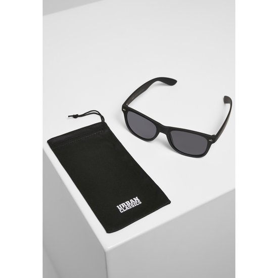 Urban Classics Likoma Unisex Zonnebril - zwart - Standard