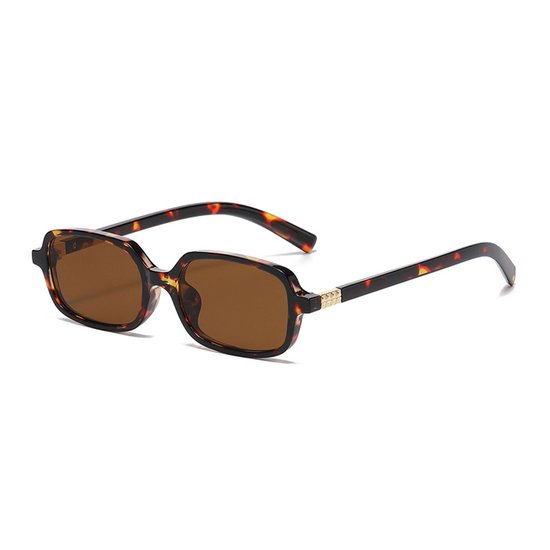 Vintage rectangular sunglasses, women's stylish small sunglasses with 90s retro tint, UV400 protection. van Merkloos