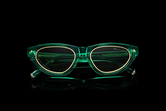 Walton & Mortimer® NO. 21 “The Widowmaker” Poison Green Limited Edition Sunglasses van Walton & Mortimer