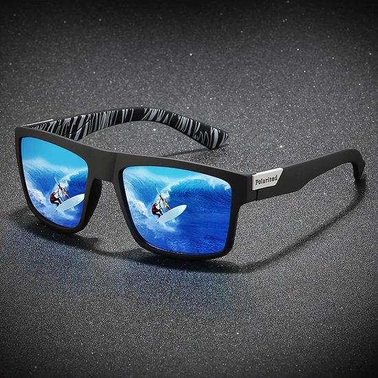 Zonnebril Heren – Blauwe Spiegelglazen – Mat Zwart Montuur – Zebra Patroon Binnenzijde – “Polarized” Opdruk – Sportief Rechthoekig Design van Merkloos