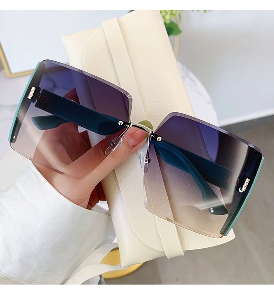 Zonnebril met Groot Montuur – Gepolariseerd – Ultralicht Gewicht – Blauw van JIM HALO